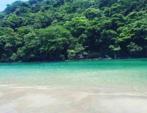 CASA TÉRREA LINDA Condomínio EM BERTIOGA BORACEIA SP